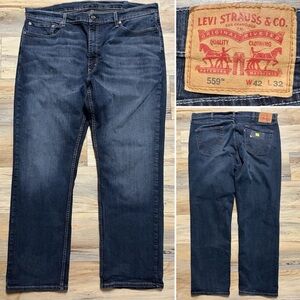 *Look New* Levi's 559 - Mens Size 42x32 - Relaxed Straight Leg Jeans 1